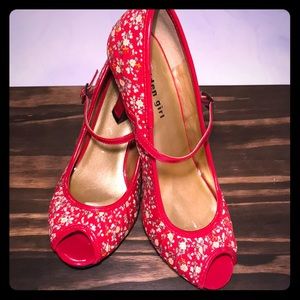 Madden Girl red floral MaryJane heels 8 1/2
